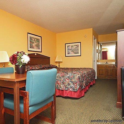 Western Motel Фицджеральд Экстерьер фото