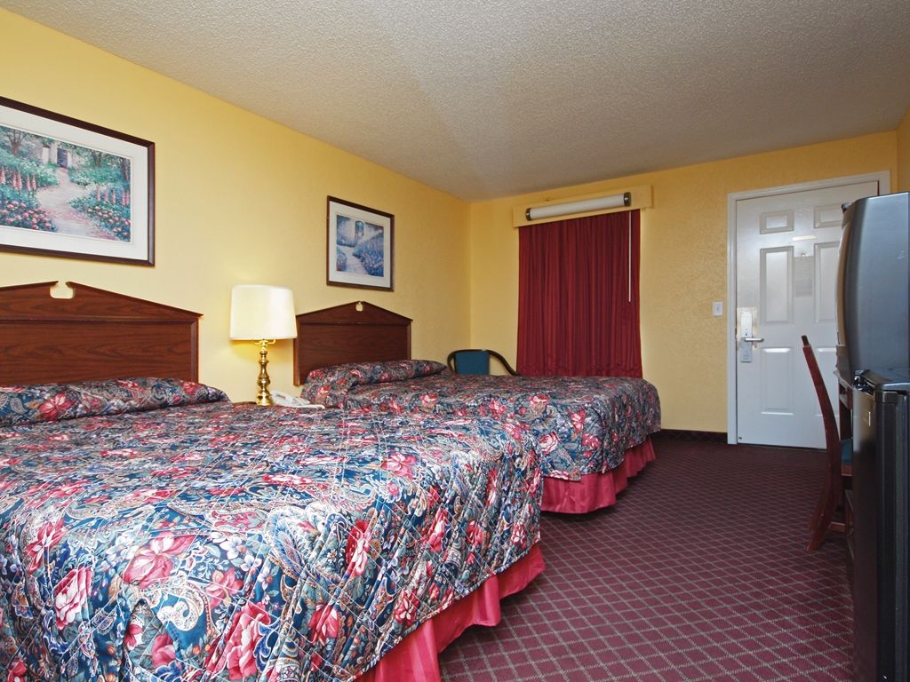 Western Motel Фицджеральд Номер фото