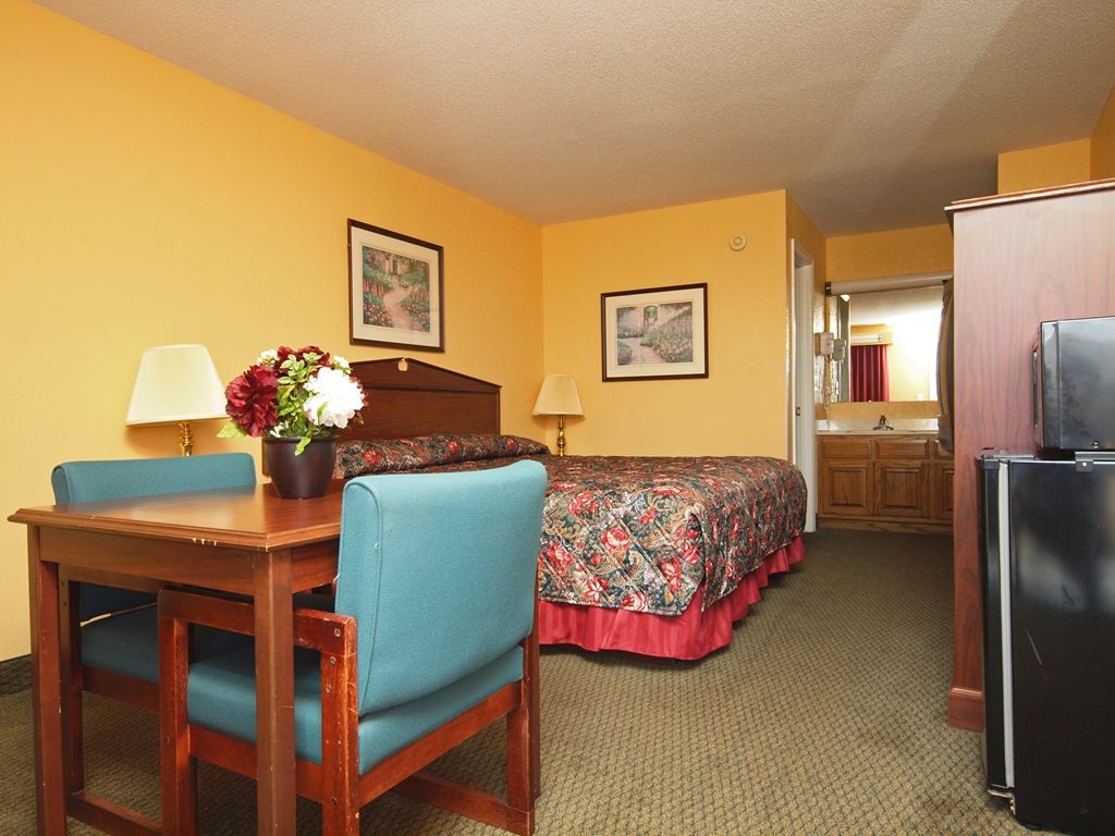 Western Motel Фицджеральд Номер фото